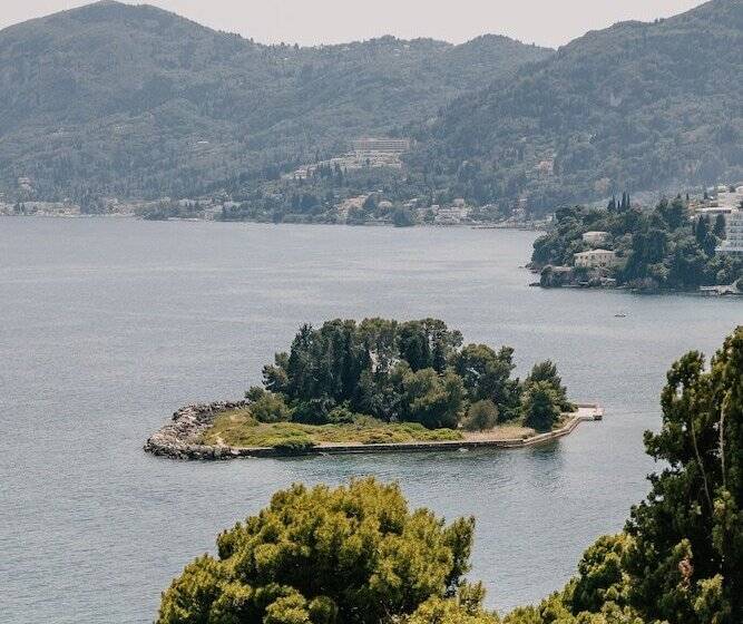 اتاق سوپریور با چشم‌انداز دریا, Corfu Holiday Palace