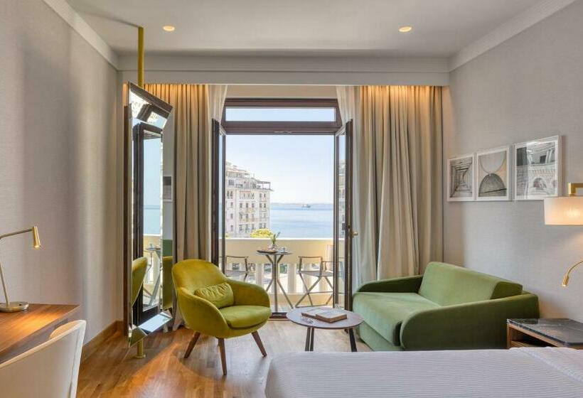 غرفة بريميوم ثلاثية, Electra Palace Thessaloniki