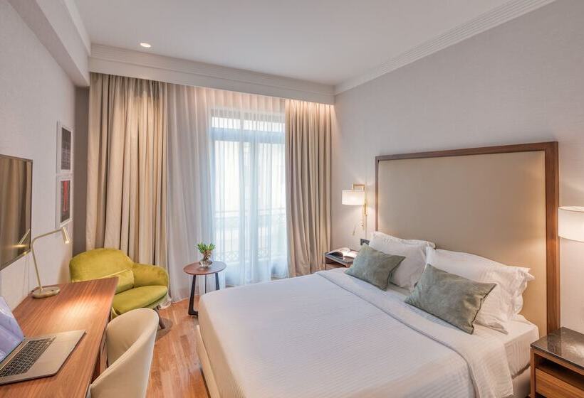 Triple Classic Room, Electra Palace Thessaloniki