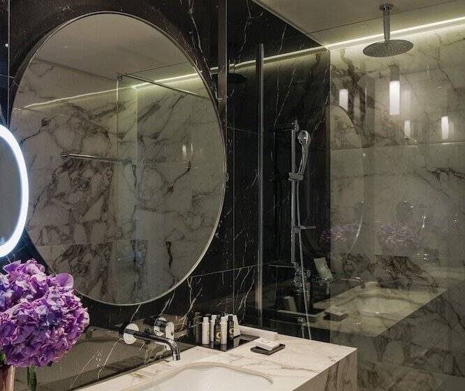 اتاق سوپریور با چشم‌انداز دریا, Electra Palace Thessaloniki