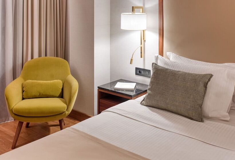 اتاق اجرایی با چشم‌انداز دریا, Electra Palace Thessaloniki