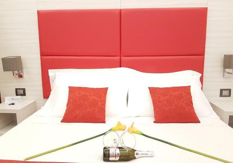 اتاق کلاسیک سه تخته, Electra Palace Thessaloniki