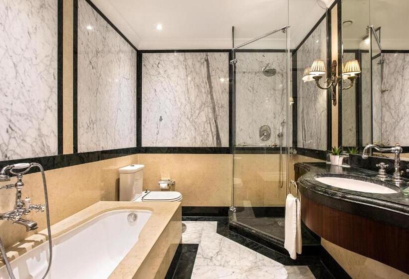 带大床的经典房间, Grande Bretagne, A Luxury Collection Hotel, Athens