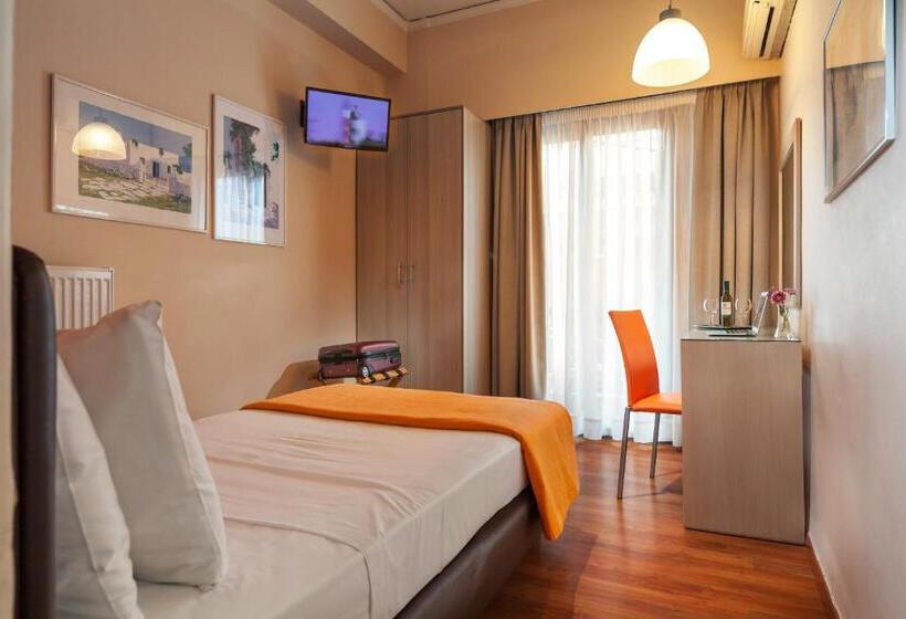 Standard Single Room, Lilia