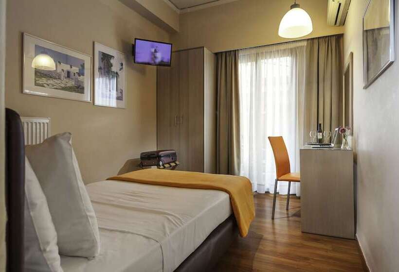 Standard Single Room, Lilia