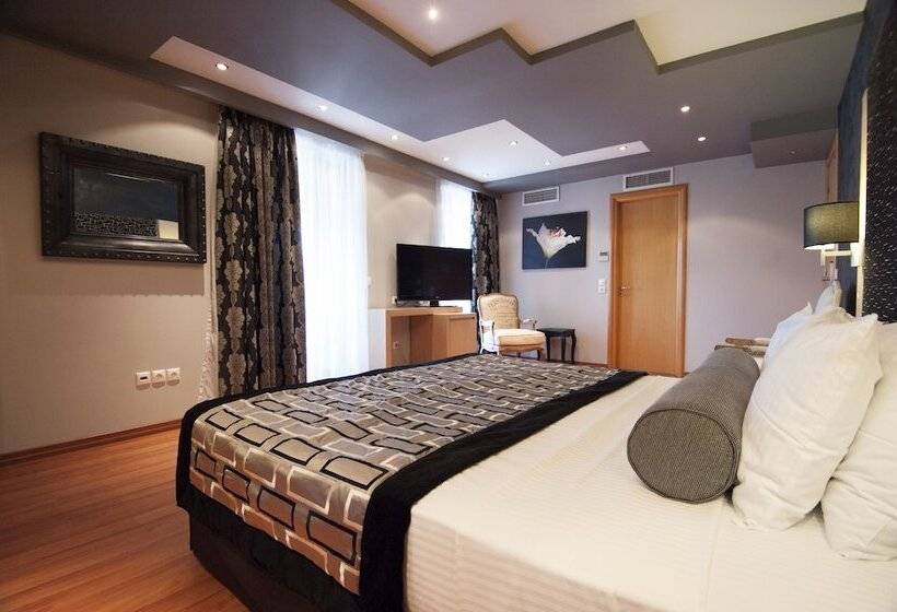 سوییت با چشم‌انداز جانبی دریا, Nefeli Hotel Alimos