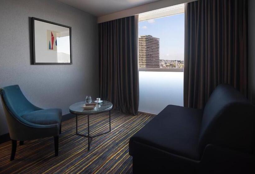 اتاق کلاسیک سه تخته, President Hotel Athens