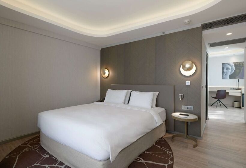 Quarto Familiar, Radisson Blu Park , Athens