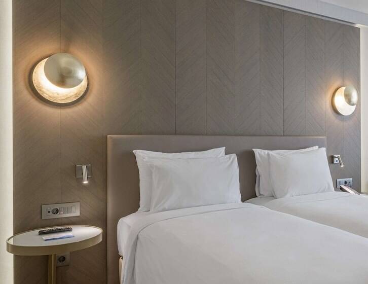 Superior Room, Radisson Blu Park , Athens