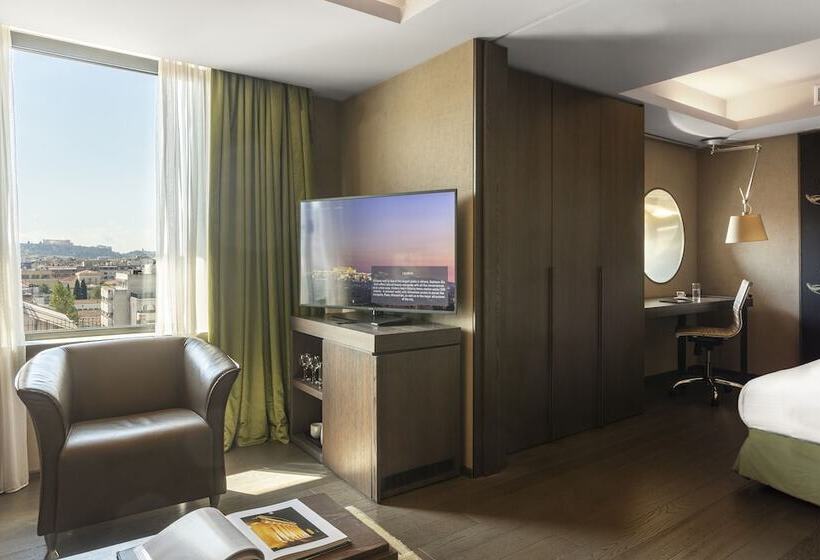 سوئیت با چشم‌انداز, Radisson Blu Park Hotel Athens