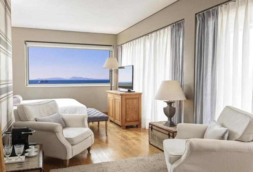 سوئیت پنت هاوس, Sea View
