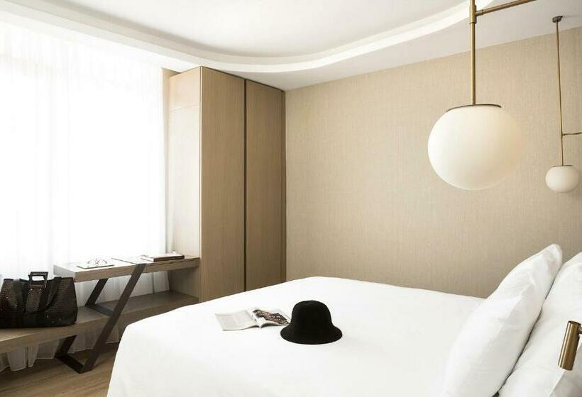 اتاق خانوادگی, Radisson Blu Park Hotel Athens