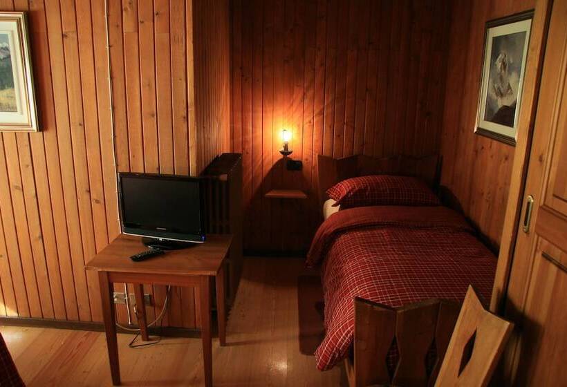 اتاق استاندارد سه نفره, Albergo Villa Anna Maria