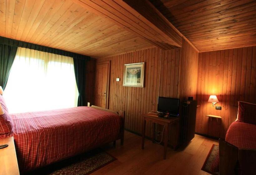 اتاق استاندارد سه نفره, Albergo Villa Anna Maria