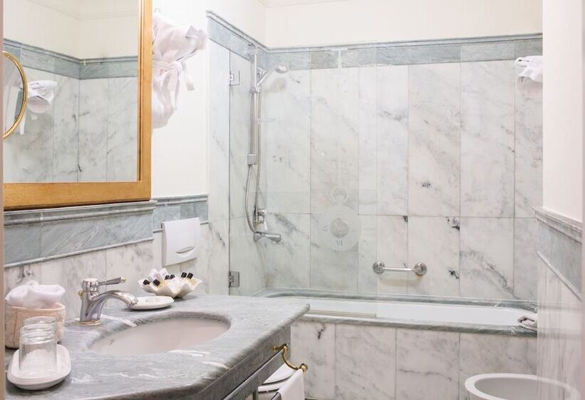سوییت, Art Hotel Orologio