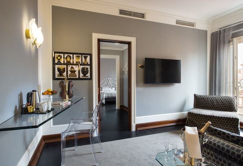 سوییت لوکس, Art Hotel Orologio