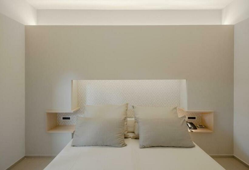سوییت جونیور لوکس, Corte Rosada