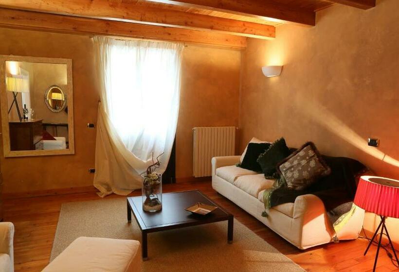 Apartament Rodzinny, Cristallo