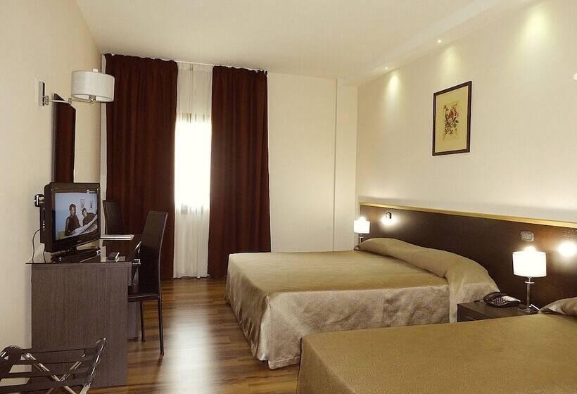 3 Bett Komfort Zimmer, Forum Palace