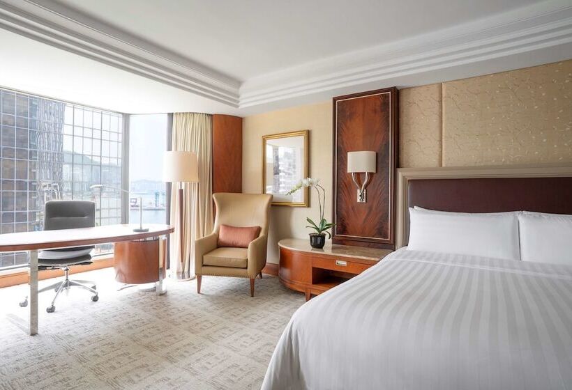 Deluxe Room with Views, Kowloon Shangrila, Hong Kong