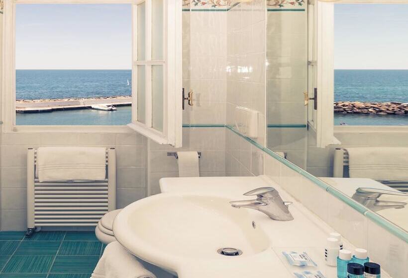 اتاق سوپریور, Mercure Civitavecchia Sunbay Park