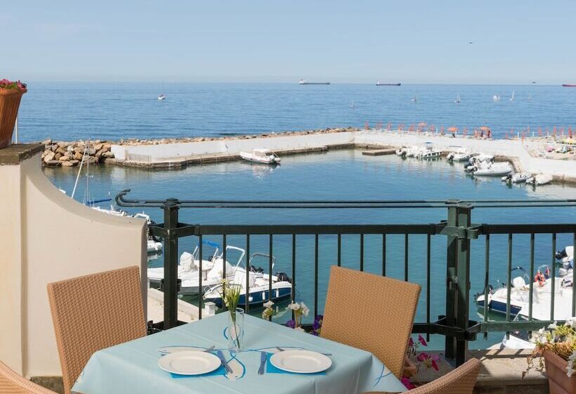 اتاق سوپریور, Mercure Civitavecchia Sunbay Park