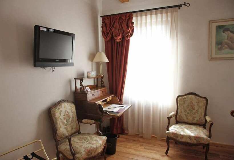 اتاق استاندارد, Park Hotel Villa Carpenada