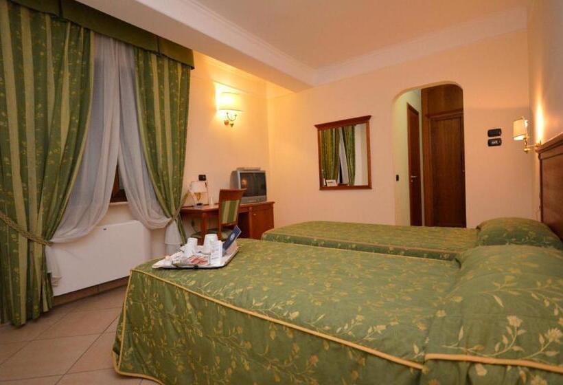 Chambre Standard, Residence Il Gabbiano