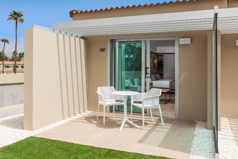 اتاق استاندارد با چشم‌انداز دریا, Silvermine Beach Resort