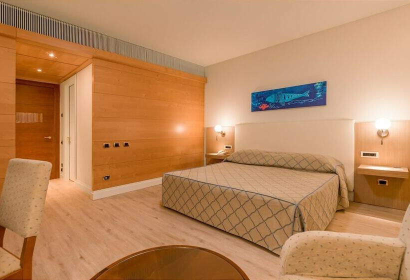 Quarto Superior Vista Jardim, Smy Carlos V Wellness & Spa Alghero