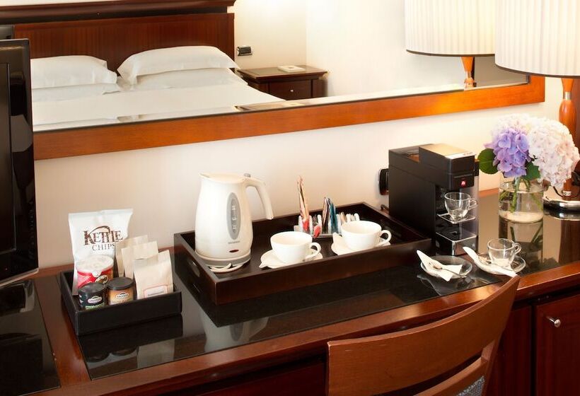 سوییت جونیور, Starhotels Excelsior