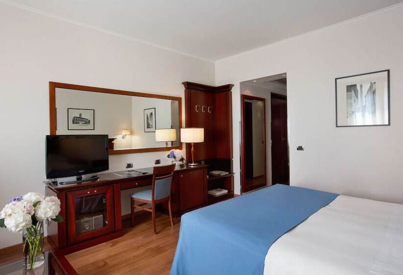 سوییت جونیور, Starhotels Excelsior