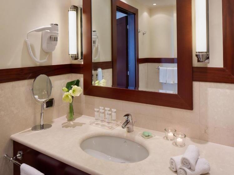 اتاق خانوادگی, Starhotels Excelsior