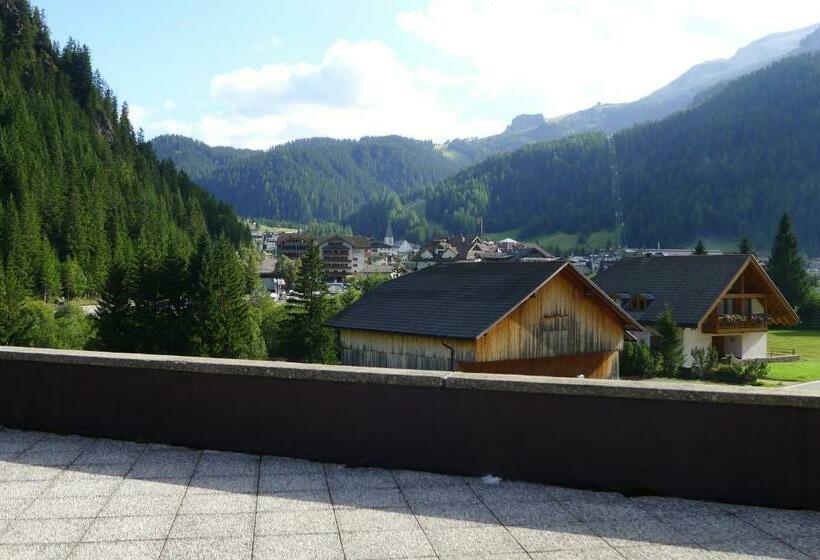 اتاق استاندارد, Th Corvara   Greif