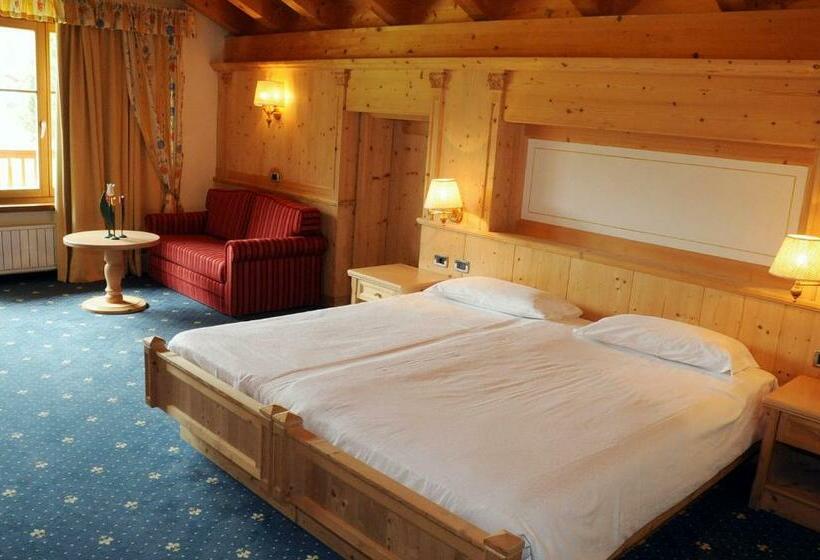 اتاق سوپریور چهار تخته, Th Corvara   Greif
