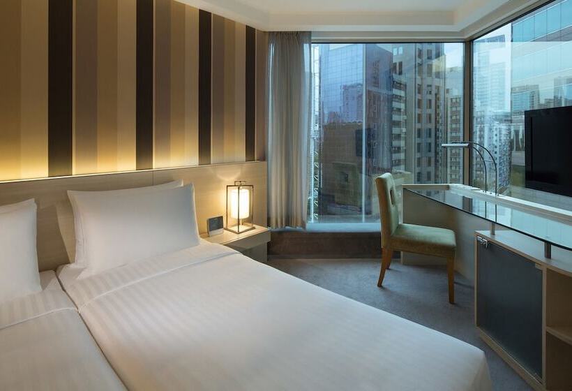 اتاق استاندارد, The Royal Pacific Hotel & Towers