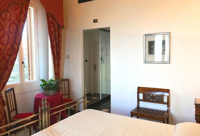 اتاق استاندارد با چشم‌انداز دریا, Villa Las Tronas Hotel & Spa