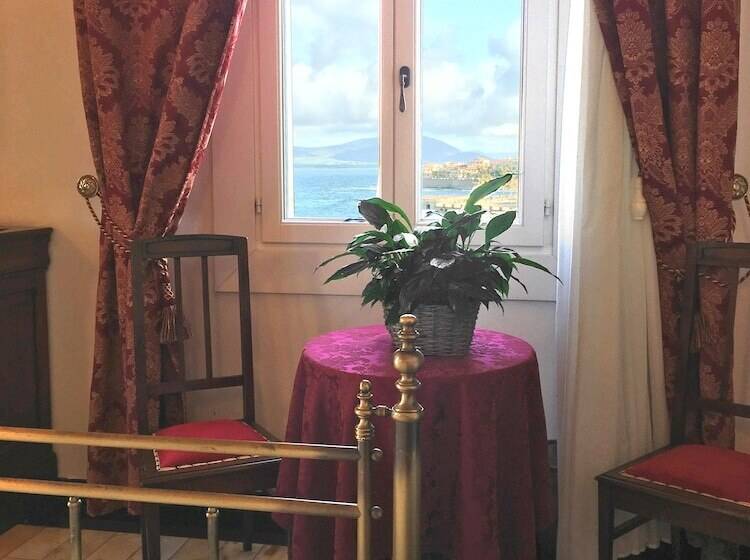 اتاق استاندارد با چشم‌انداز دریا, Villa Las Tronas Hotel & Spa