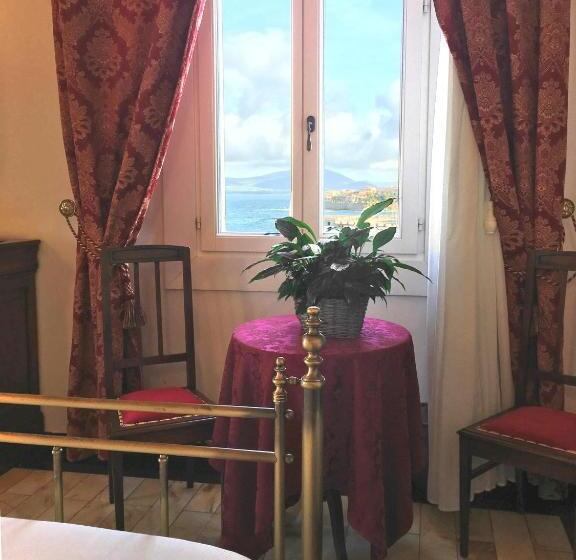 اتاق استاندارد با چشم‌انداز دریا, Villa Las Tronas Hotel & Spa
