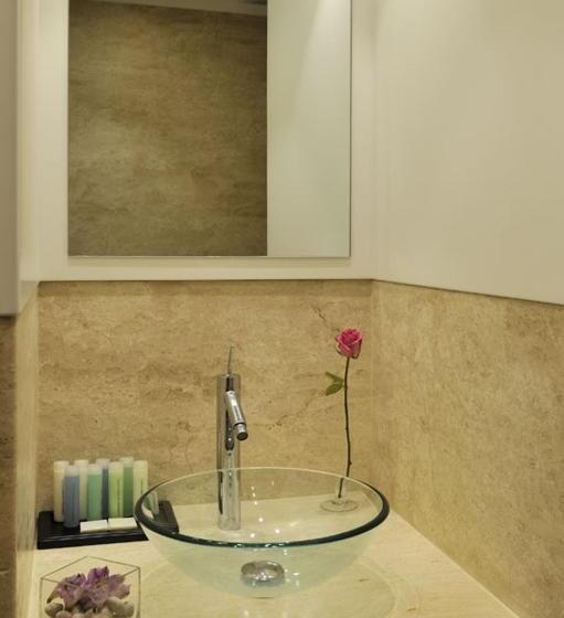سوئیت با چشم‌انداز دریا و هیدروماساژ, Villa Las Tronas Hotel & Spa