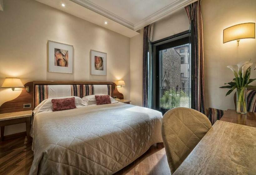 اتاق استاندارد با چشم‌انداز, B&b Hotel Firenze Laurus Al Duomo