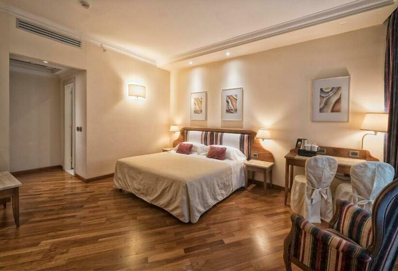 Habitación Triple Estándar, B&b  Firenze Laurus Al Duomo