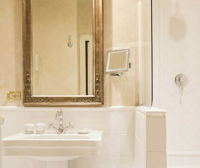 اتاق کلاسیک یک تخته, Grand Hotel Baglioni
