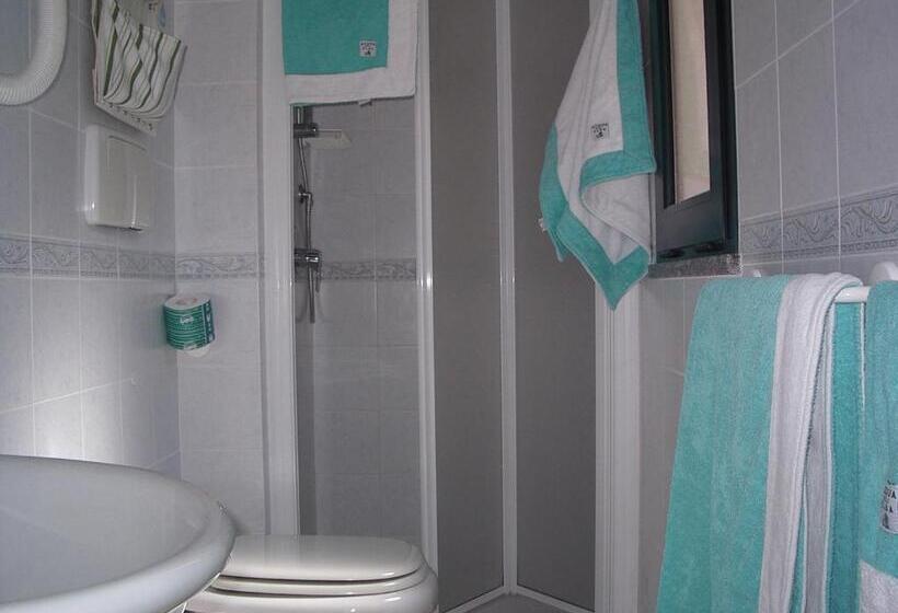 Triple Room Sea View, Albergo Le Briciole