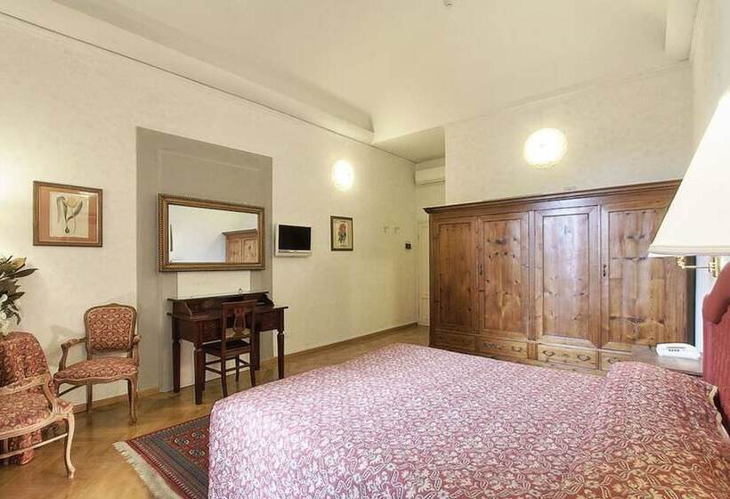 اتاق سوپریور با چشمانداز رودخانه, Alessandra