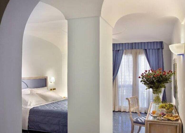 Quarto Triplo Standart, Aragona Palace  & Spa