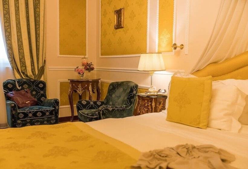 Deluxe Room, Bernini Palace