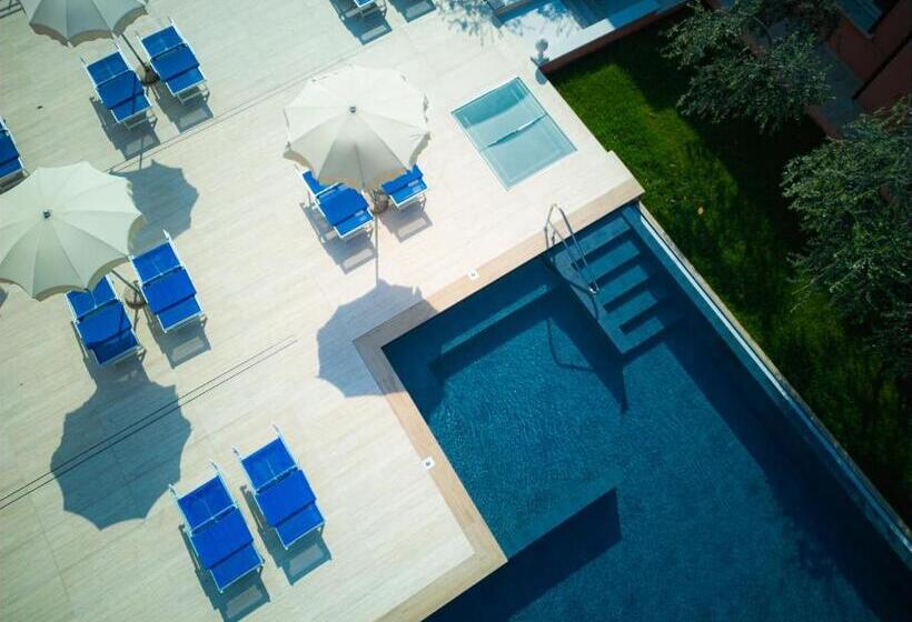 Superior room with lake view, Bogliaco