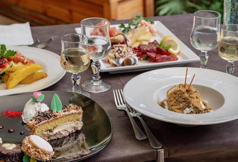 اتاق استاندارد چهار تخته, Club Esse Palmasera
