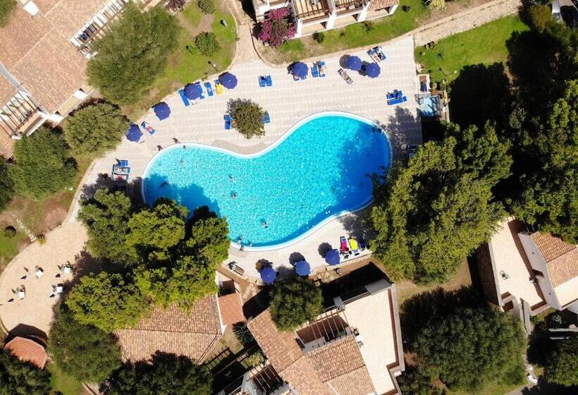 اتاق سوپریور سه تخته, Club Esse Palmasera